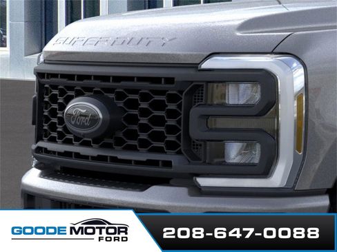 New 2025 Ford F350 Lariat w/ Lariat Ultimate Package image 17