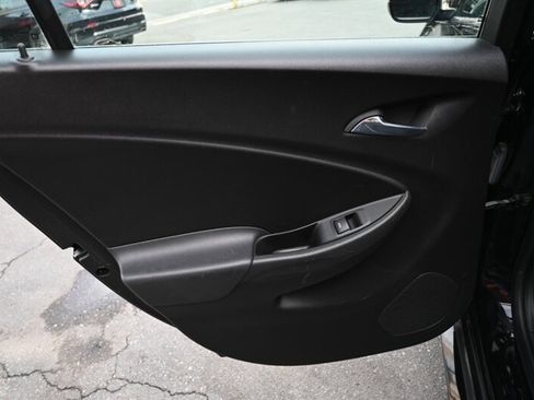 Used 2018 Chevrolet Volt LT image 39