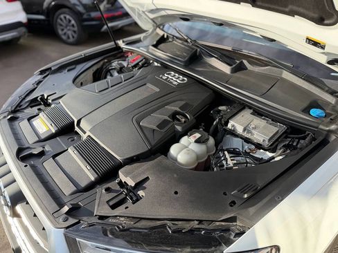 Used 2018 Audi Q7 3.0T Premium Plus image 9