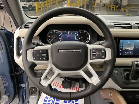 Used 2023 Land Rover Defender 110 SE AWD/4WD image 20