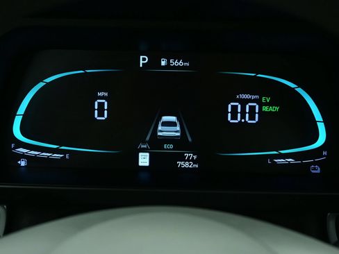 Certified 2026 Hyundai Elantra Hybrid FWD image 23