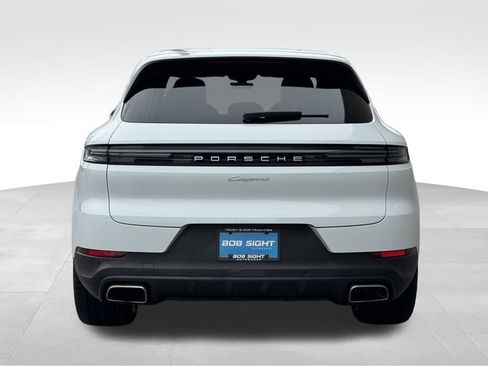 Used 2024 Porsche Cayenne image 34