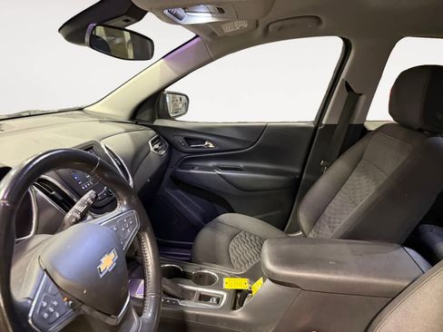 Used 2020 Chevrolet Equinox LT image 10