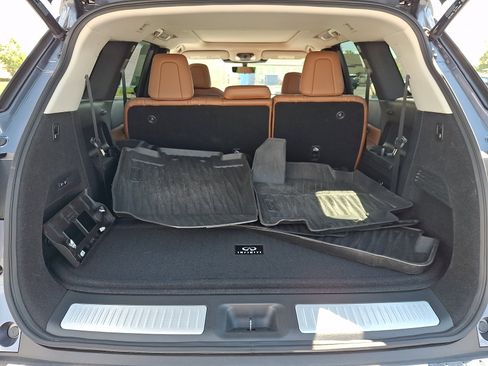 Used 2023 INFINITI QX60 Sensory w/ Vision Package AWD/4WD image 34