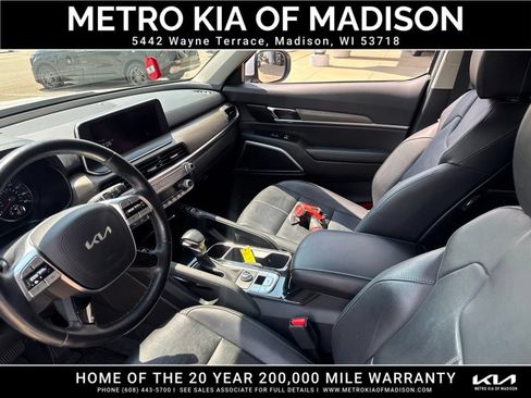 Used 2022 Kia Telluride EX w/ EX Premium Package AWD/4WD image 15
