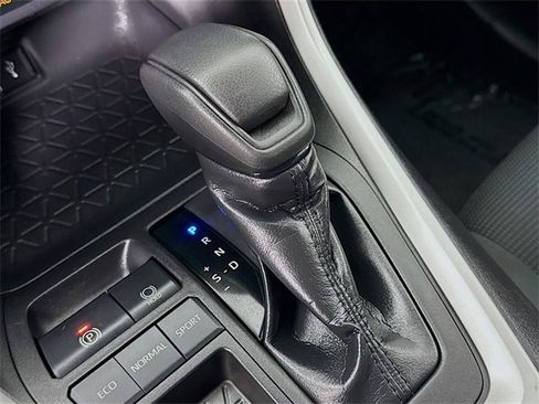 Certified 2020 Toyota RAV4 LE image 16