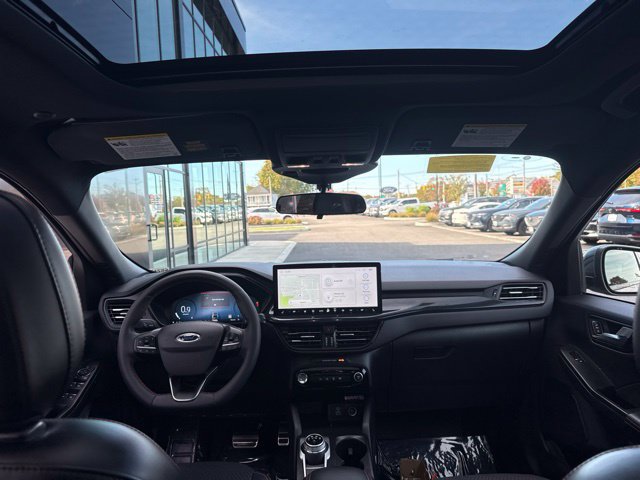 Used 2023 Ford Escape ST-Line Select w/ Tech Pack #2 AWD/4WD image 15