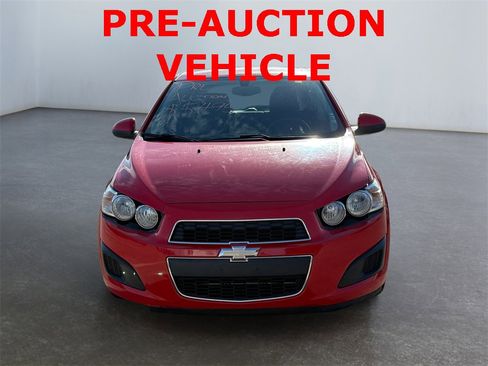 Used 2016 Chevrolet Sonic LT image 8