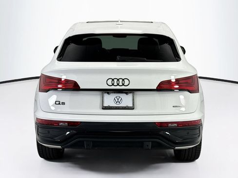 Used 2023 Audi Q5 2.0T Premium Plus w/ Premium Plus Package AWD/4WD image 6