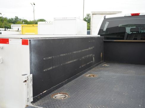 Used 2019 Ford F250 XL w/ Power Equipment Group AWD/4WD image 11