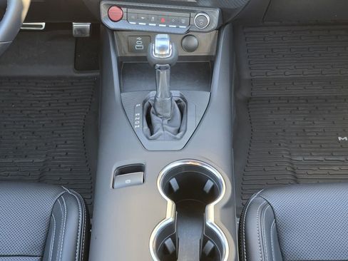 Used 2025 Ford Mustang GT Premium image 18