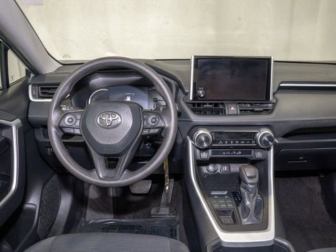 Used 2024 Toyota RAV4 LE image 6
