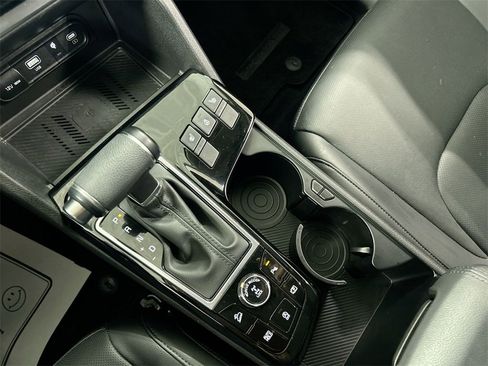 Certified 2023 Kia Sportage EX image 18