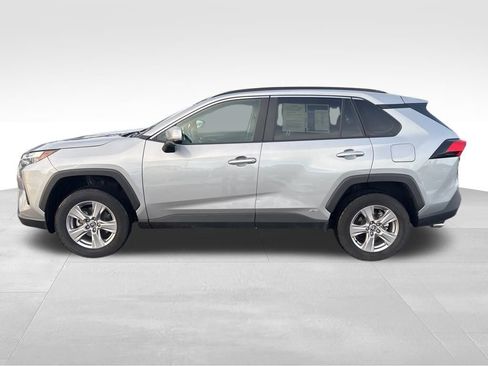 Used 2024 Toyota RAV4 XLE image 2