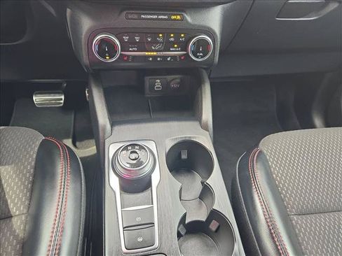 Used 2024 Ford Escape ST-Line AWD/4WD image 14