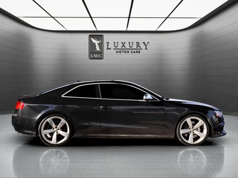 Used 2015 Audi RS 5 Coupe w/ Technology Package image 3
