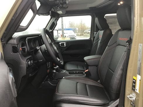 New 2025 Jeep Gladiator Rubicon w/ Safety Group image 12