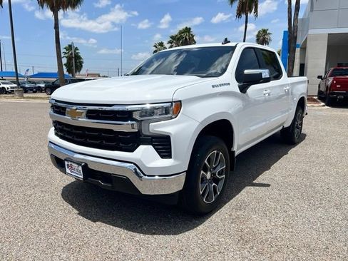 Used 2023 Chevrolet Silverado 1500 LT RWD image 3