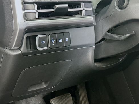 Used 2025 Hyundai Santa Fe SEL AWD/4WD image 17