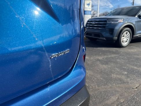 Used 2024 Ford Edge SEL w/ Convenience Package image 11