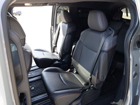 Used 2024 Toyota Sienna XSE w/ XSE Plus Package image 19