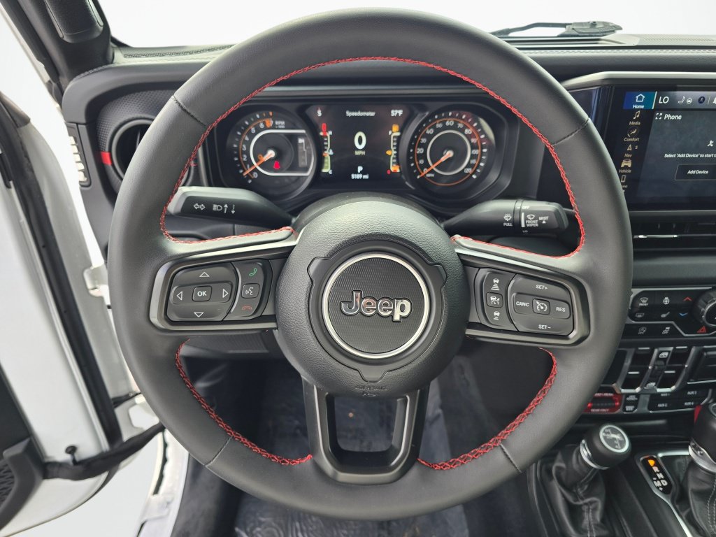 Used 2024 Jeep Gladiator Rubicon AWD/4WD image 14