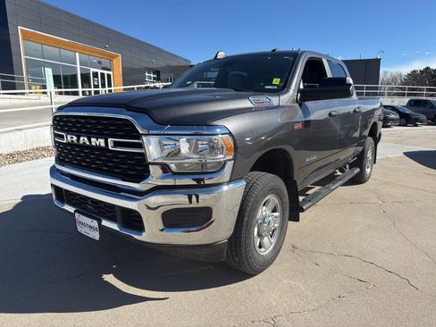 Used 2022 RAM 2500 Big Horn image 1