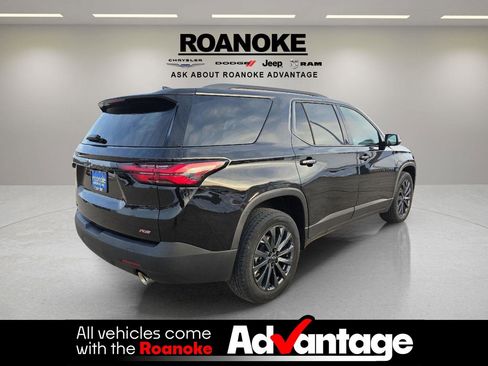 Used 2023 Chevrolet Traverse RS w/ LPO, Floor Liner Package image 10