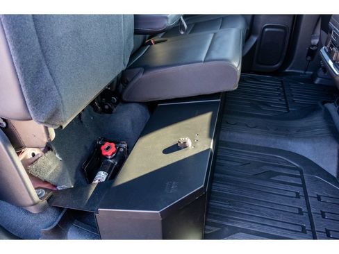 Used 2019 GMC Sierra 1500 SLT w/ SLT Premium Package image 18