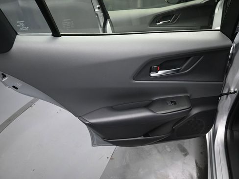 Used 2024 Toyota Prius XLE image 28