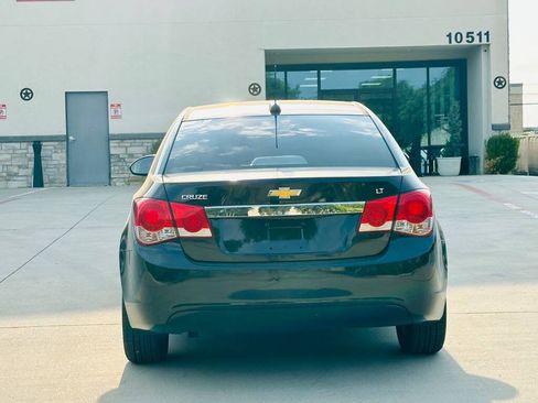 Used 2016 Chevrolet Cruze LT FWD image 8