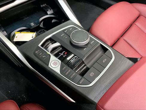 Used 2024 BMW M440i Convertible w/ Premium Package RWD image 36