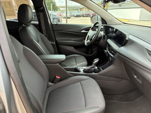 Used 2025 Buick Encore GX Preferred FWD image 29
