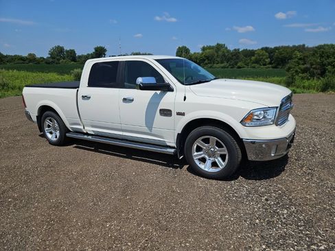 Used 2017 RAM 1500 Laramie Longhorn AWD/4WD image 3