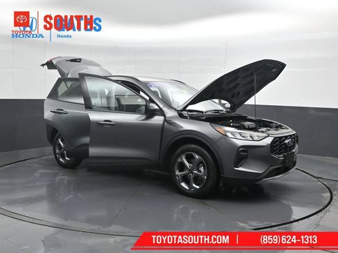 Used 2025 Ford Escape ST-Line AWD/4WD image 56