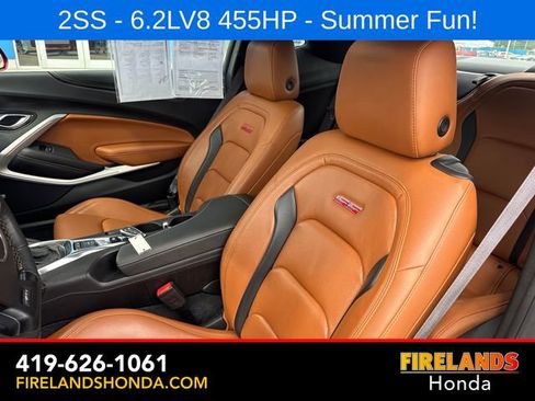 Used 2017 Chevrolet Camaro SS RWD image 16
