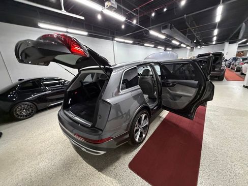 Used 2020 Audi Q7 3.0T Prestige AWD/4WD image 60