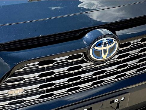 Used 2024 Toyota RAV4 Limited image 30