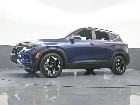 Used 2024 Kia Seltos EX FWD image 55