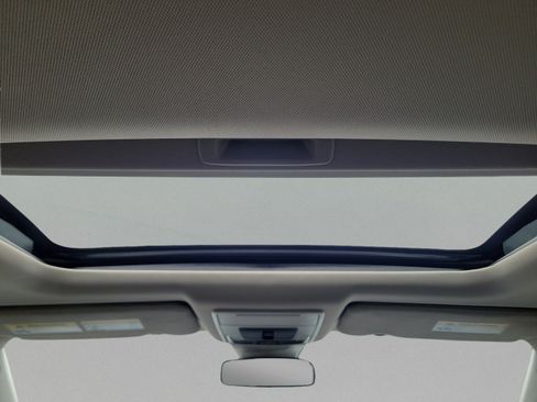 Used 2023 Honda CR-V EX image 11