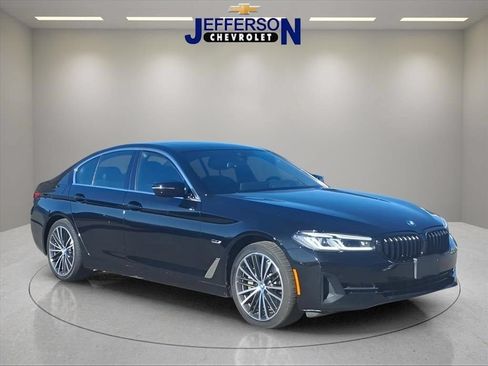 Used 2023 BMW 530e xDrive AWD/4WD image 1