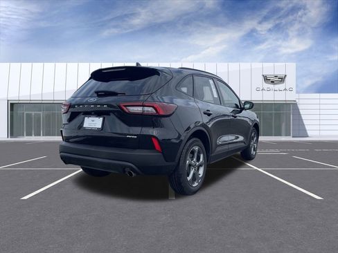 Used 2025 Ford Escape ST-Line image 8