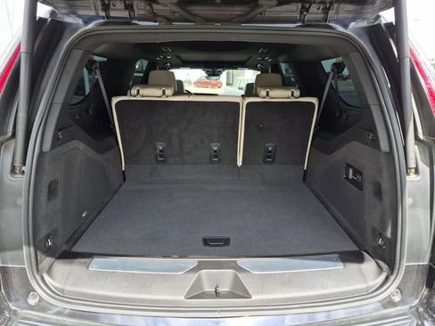 Used 2023 Cadillac Escalade ESV Sport w/ Touring Package image 8