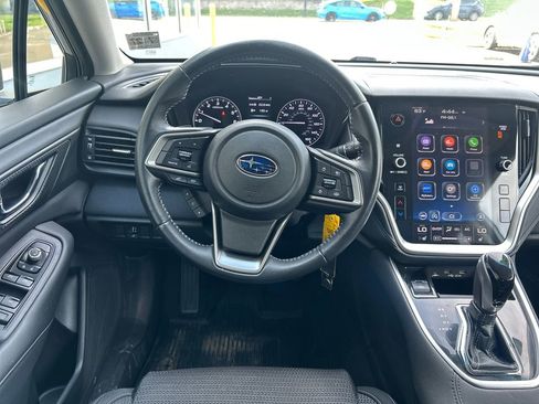 Used 2022 Subaru Outback Premium image 15