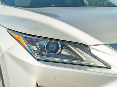 Used 2019 Lexus RX 350 FWD w/ Navigation Package image 13