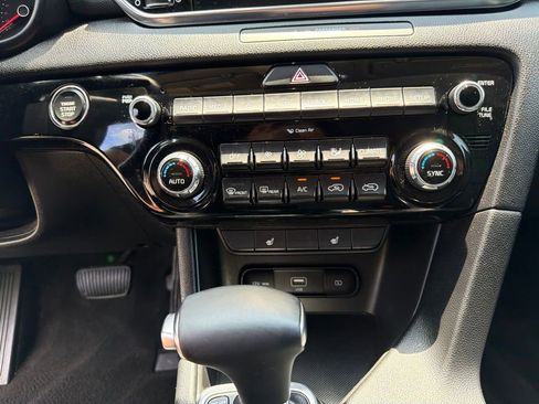 Certified 2022 Kia Sportage EX AWD/4WD image 20