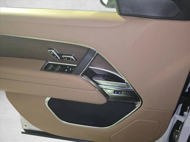 New 2026 Land Rover Range Rover SE AWD/4WD image 27