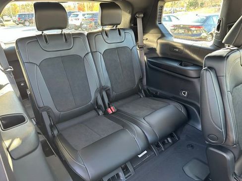 New 2025 Jeep Grand Cherokee L Altitude AWD/4WD image 21