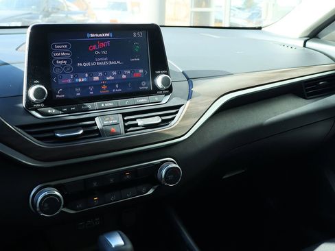 Used 2023 Nissan Altima 2.5 SV image 43