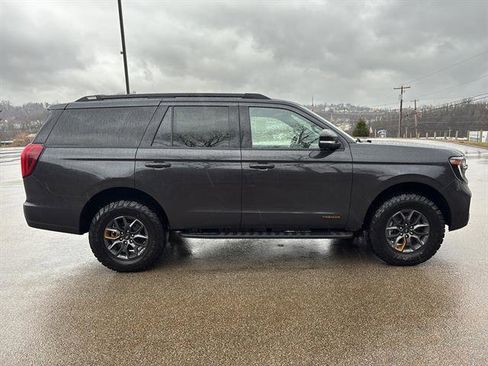 New 2026 Ford Expedition Tremor image 5